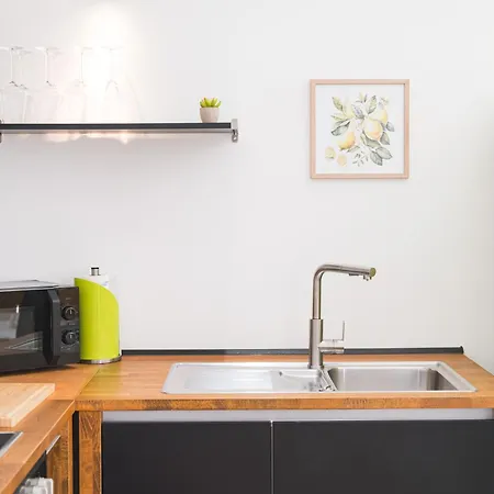 Appartement Lemon3 - Privater Garten Mit Grill, Mini-gym, Zentral In *