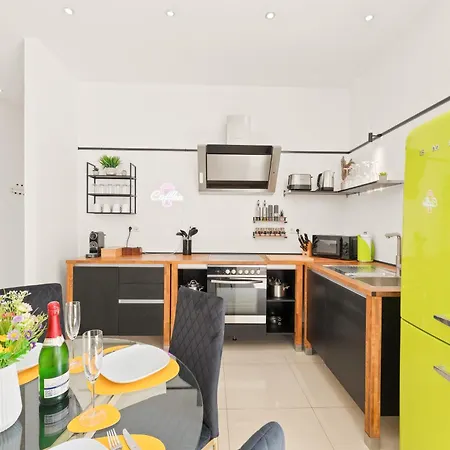 Appartement Lemon3 - Privater Garten Mit Grill, Mini-gym, Zentral In